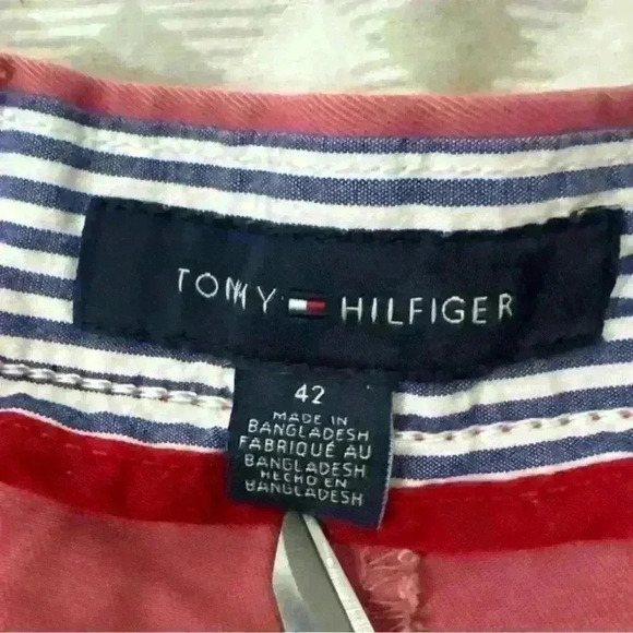 Tommy Hilfiger Men’s Shorts Size 42 Chino Salmon Washed Flat Front Golf Outdoors - Picture 3 of 4